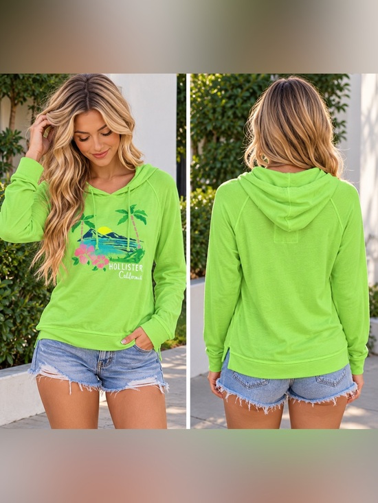Hollister Tops - Hollister Green Tropical Graphic Hoodie Size Large Lightweight Pullover